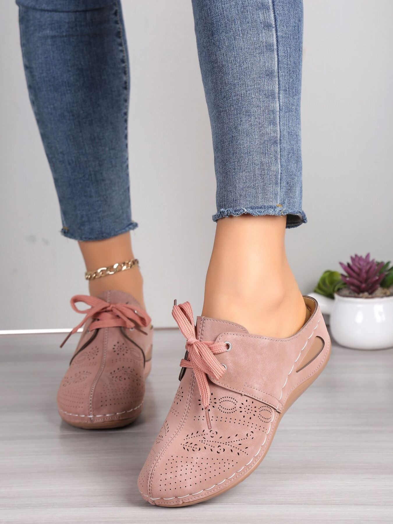 Breathable Lace-Up Slip-Ons