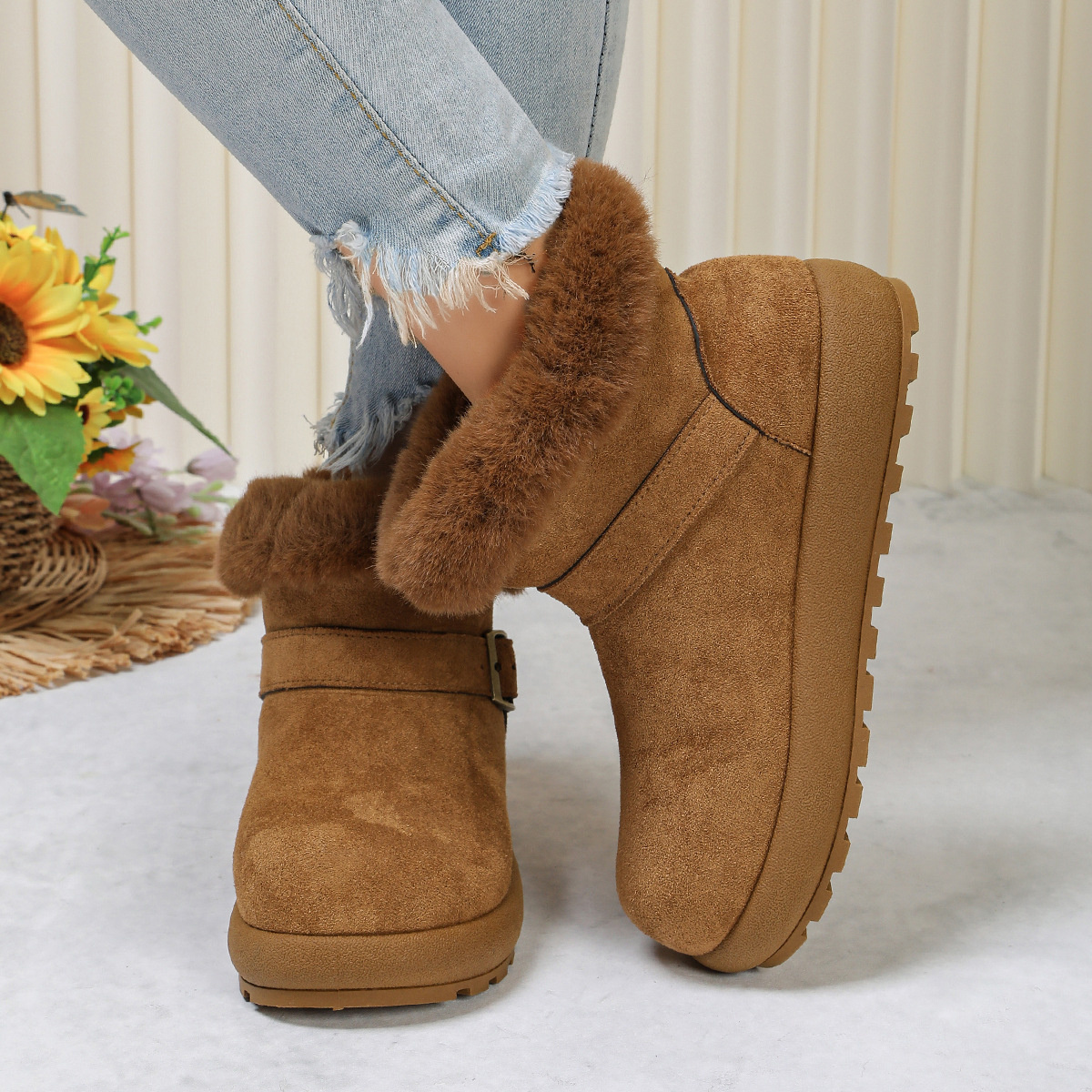 Round Toe Fuzzy Boots