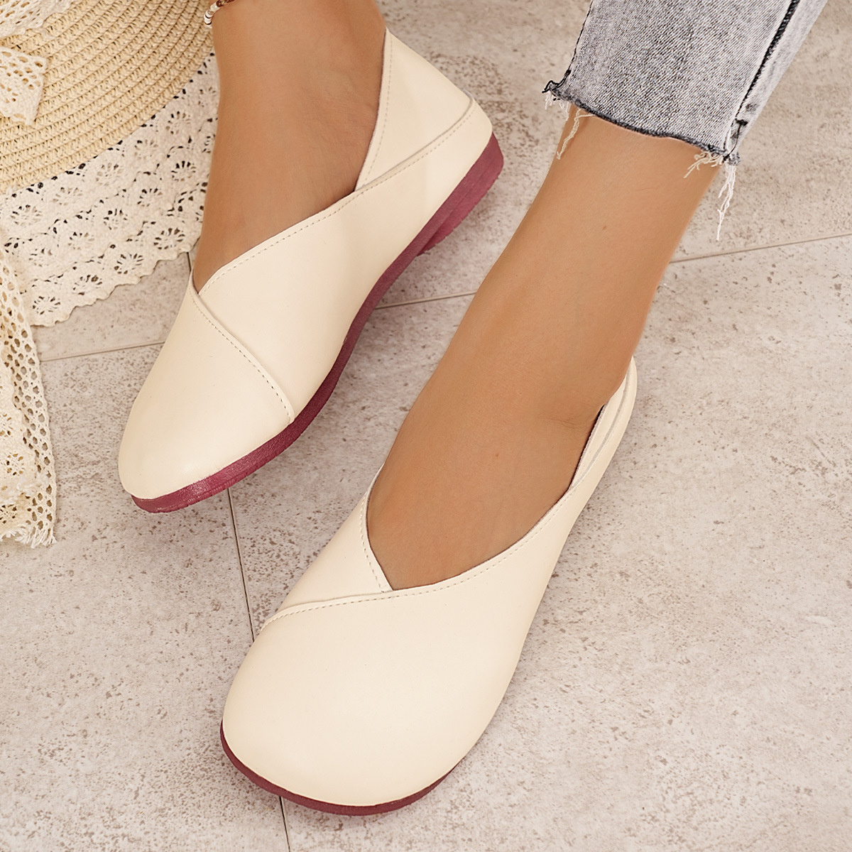 Round Toe Flats Slip-Ons
