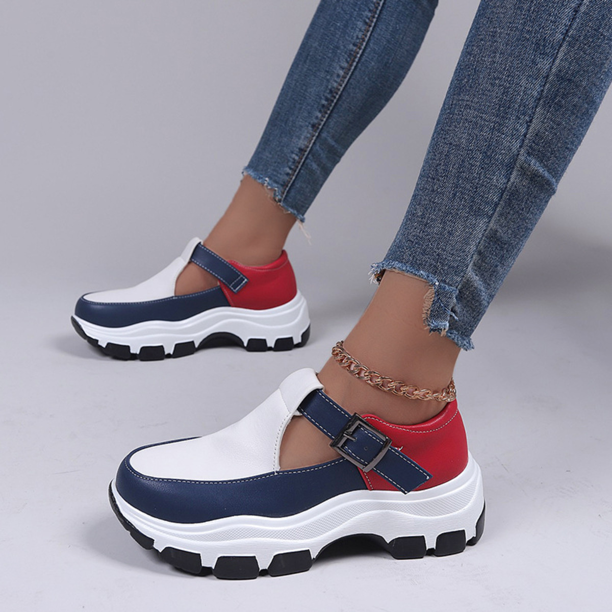 Round Toe Platform Loafers