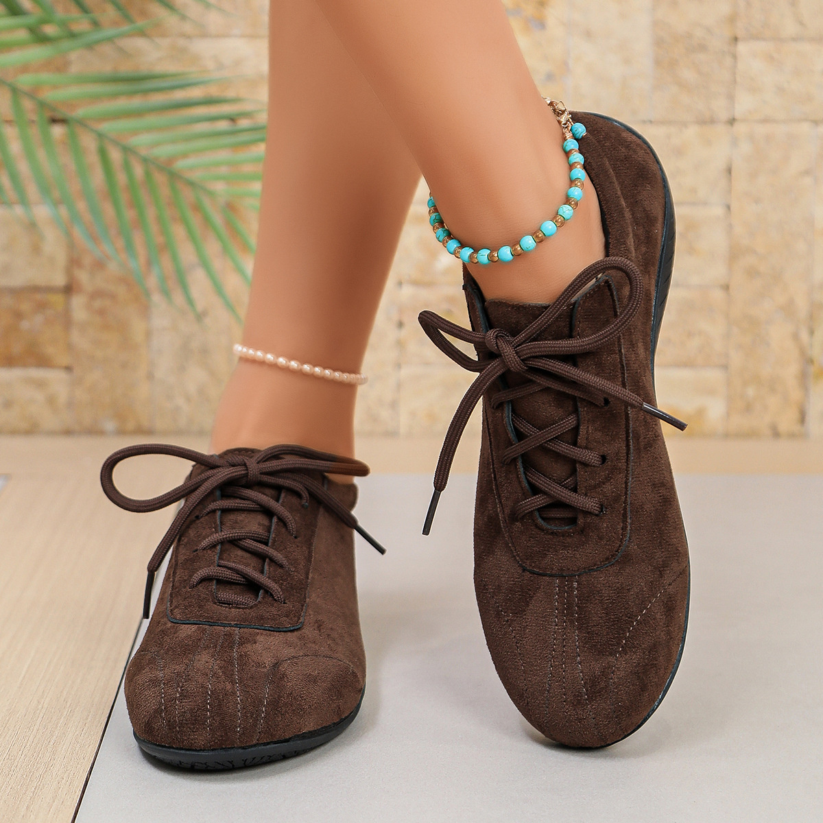 Round Toe Lace Up Sneakers