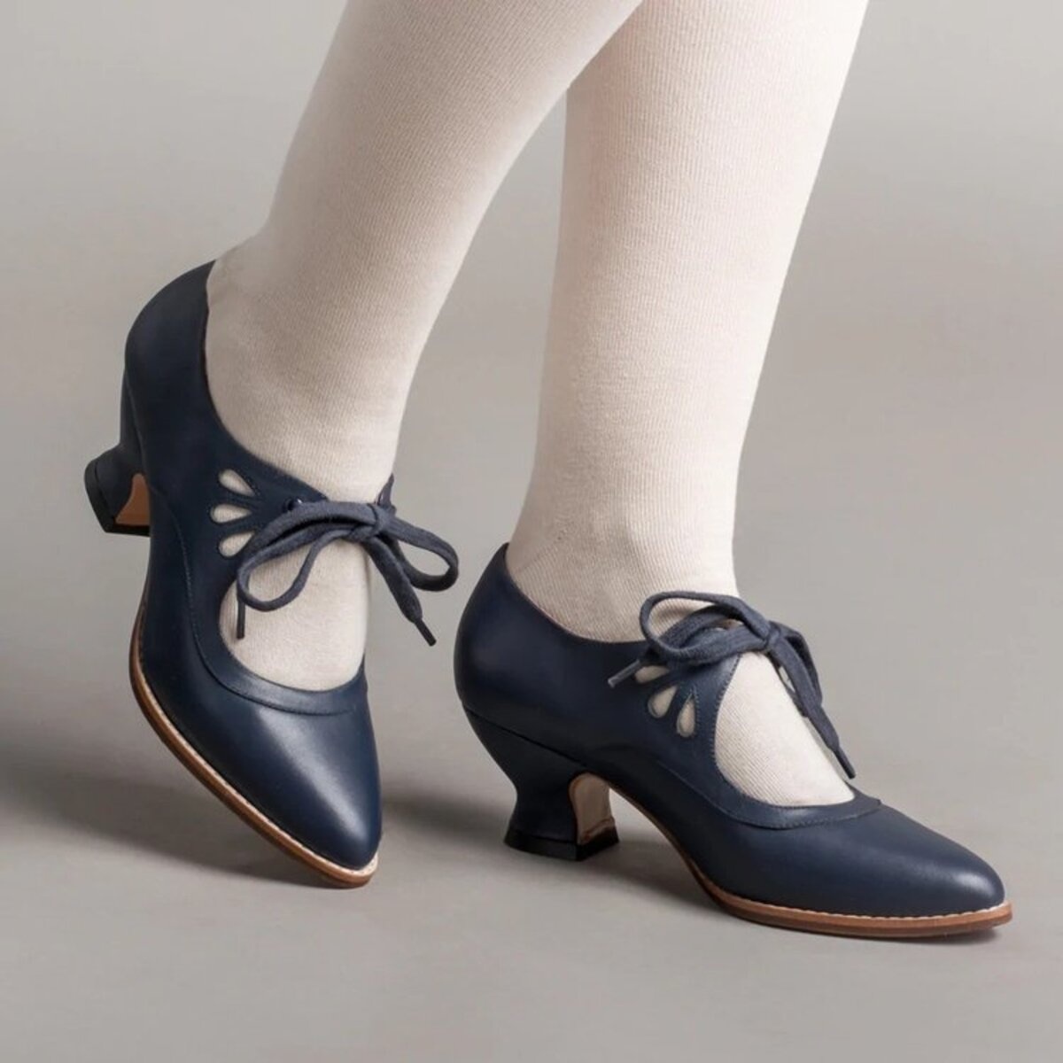 Point Toe Block Heel Shoes