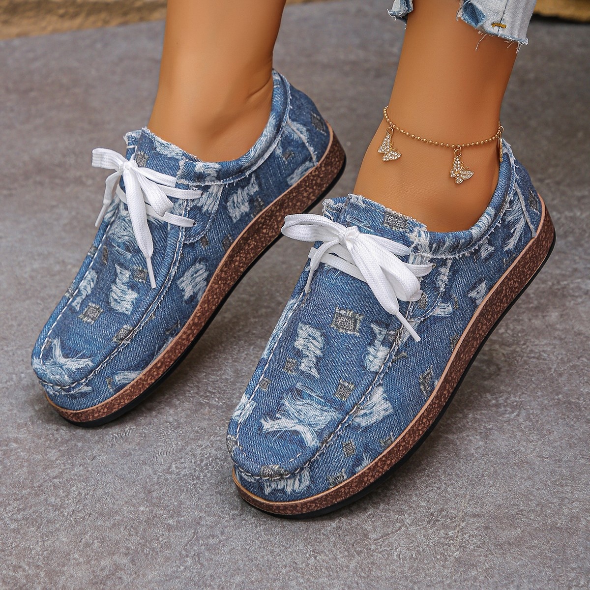 Lace Up Platform Sneakers