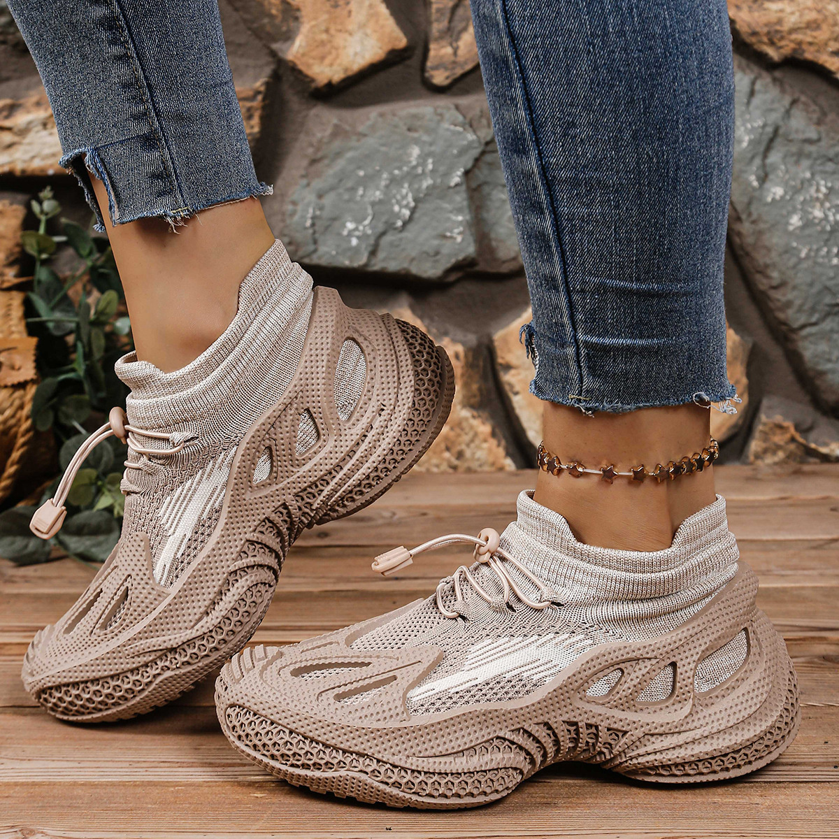Lace Up Mesh Athletic