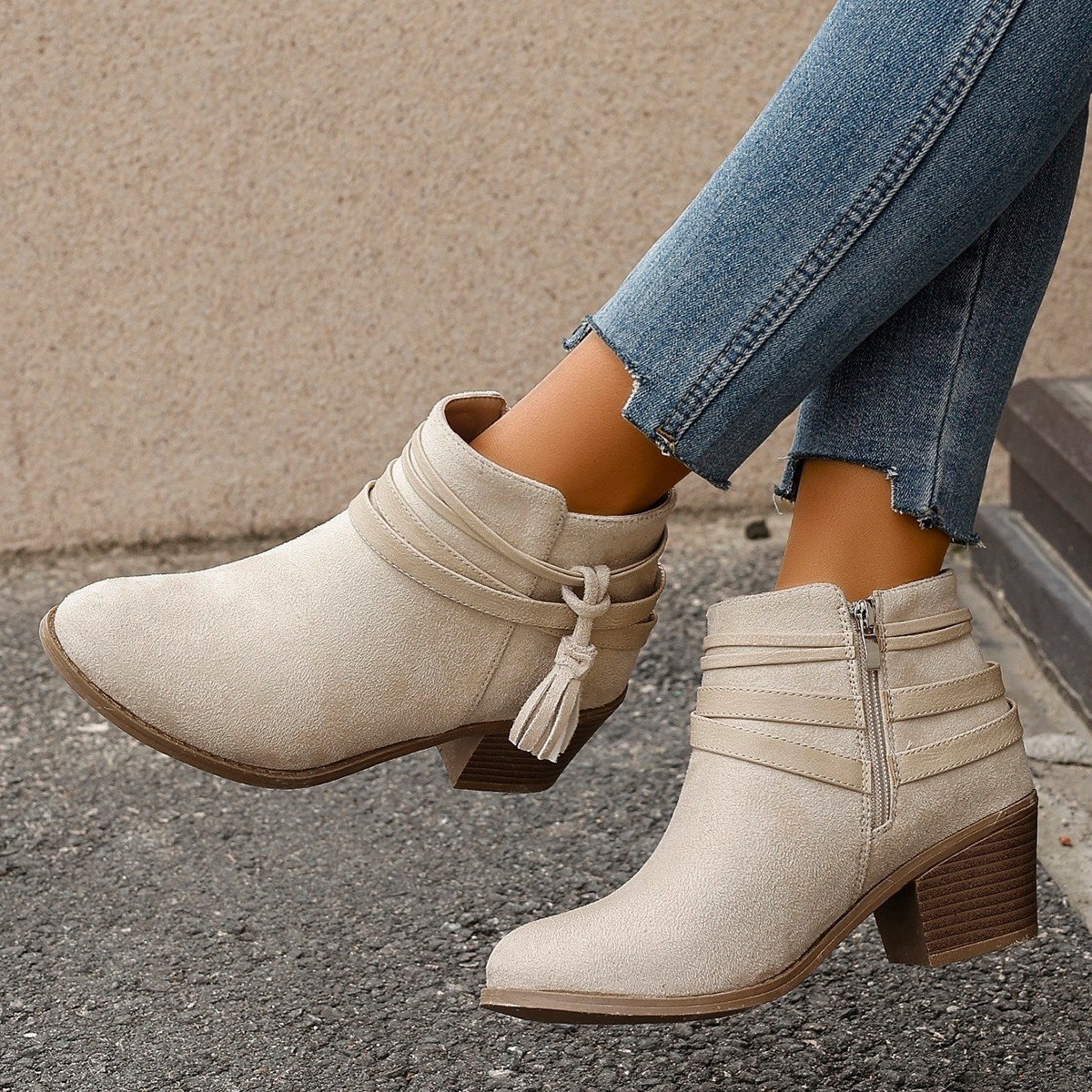 Tassel Point Toe Block Heels Boots