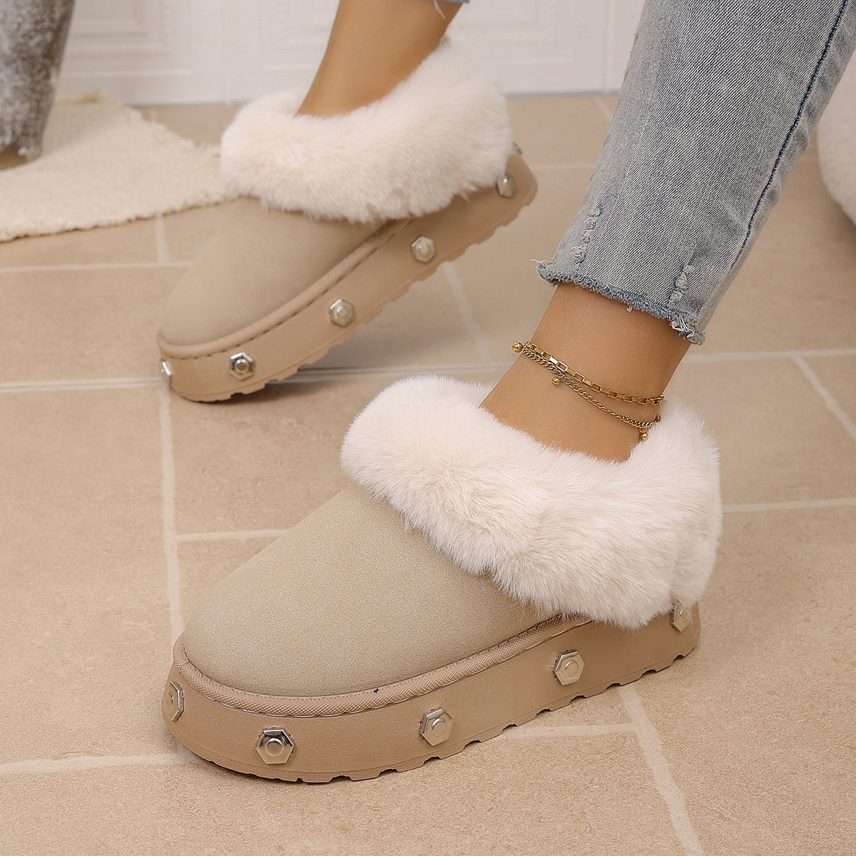 Round Toe Platform Boots