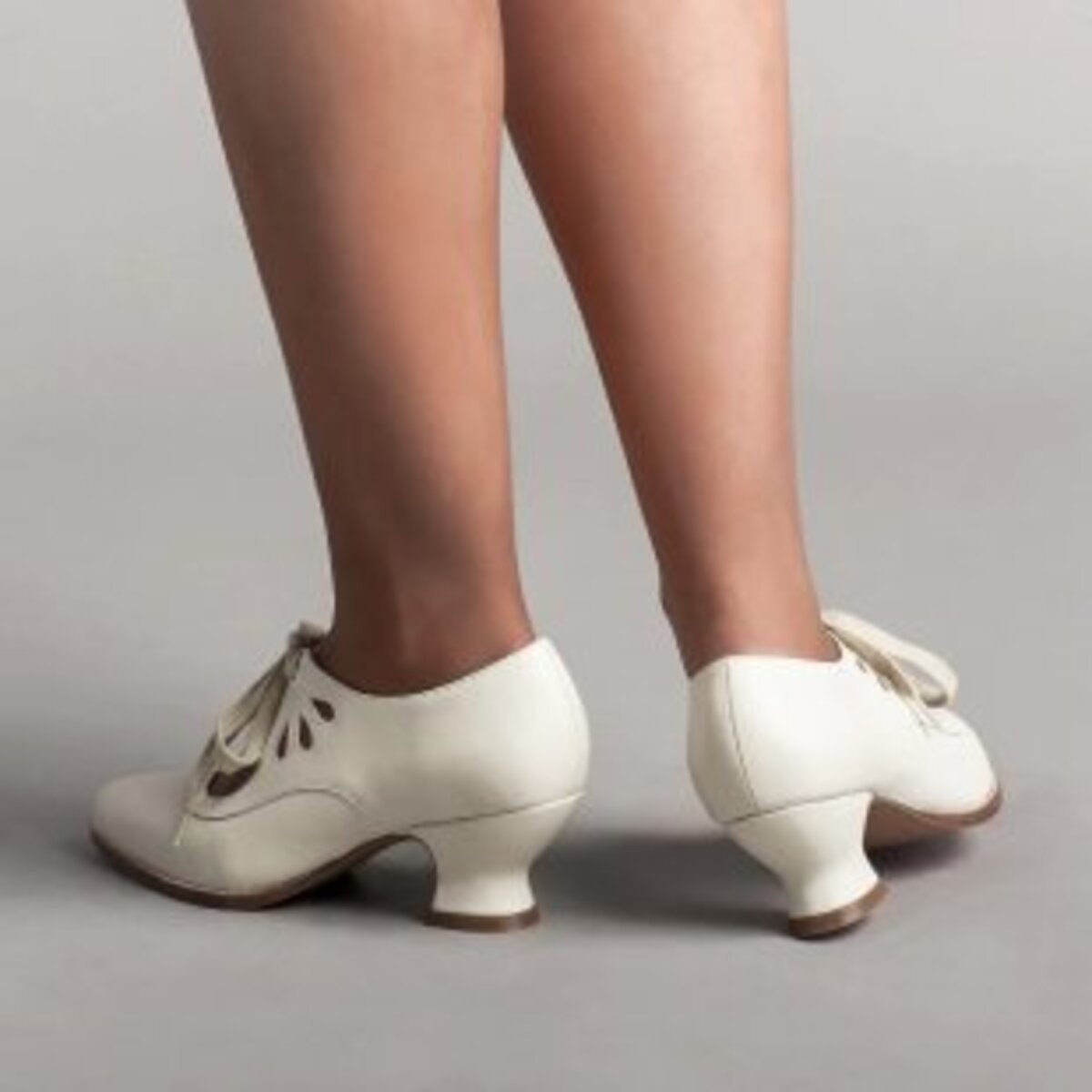 Point Toe Block Heel Shoes
