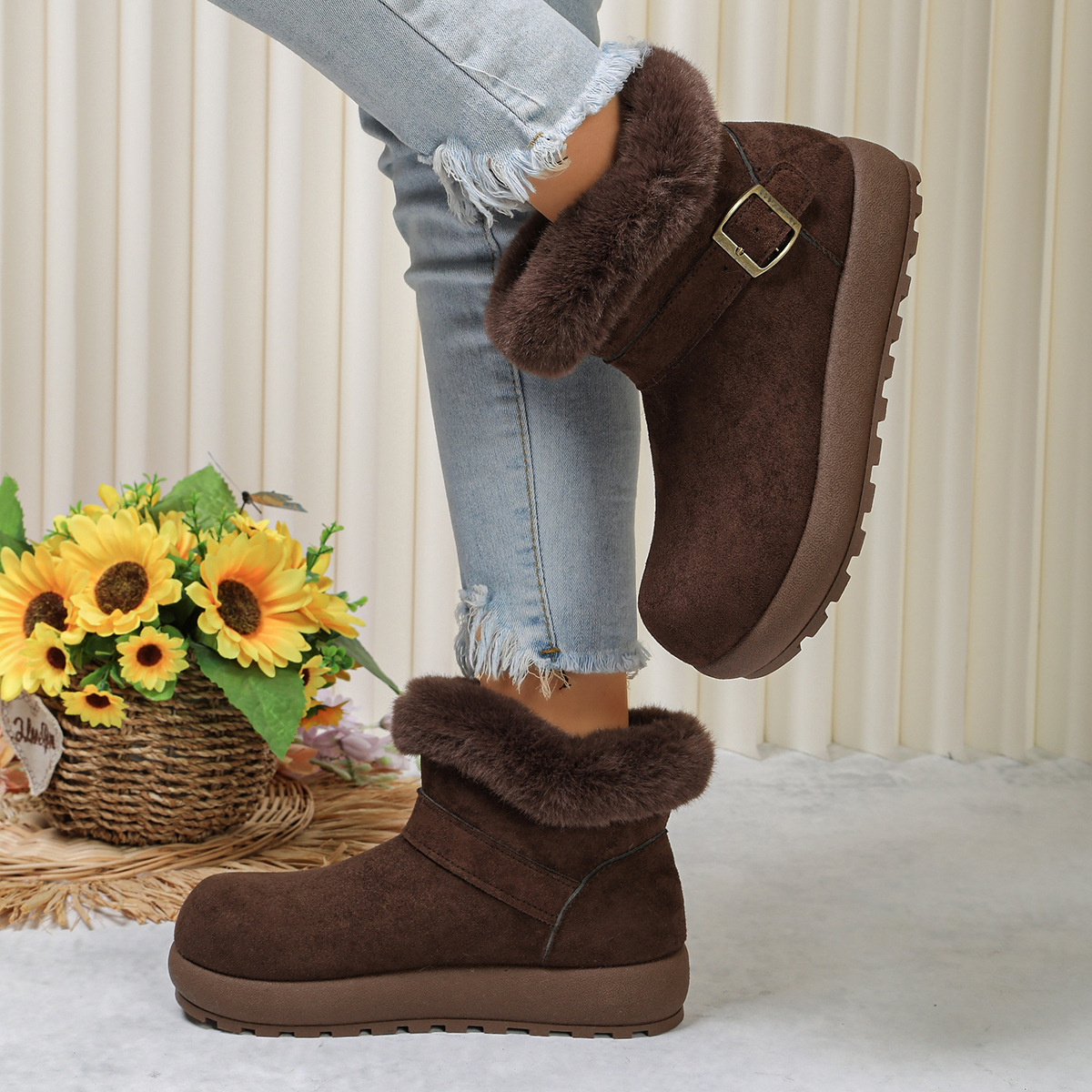 Round Toe Fuzzy Boots