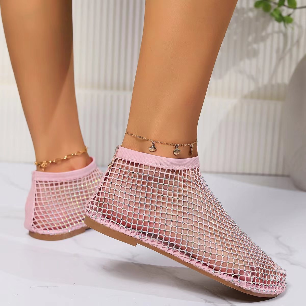 Round Toe Hollow Out Slip-Ons