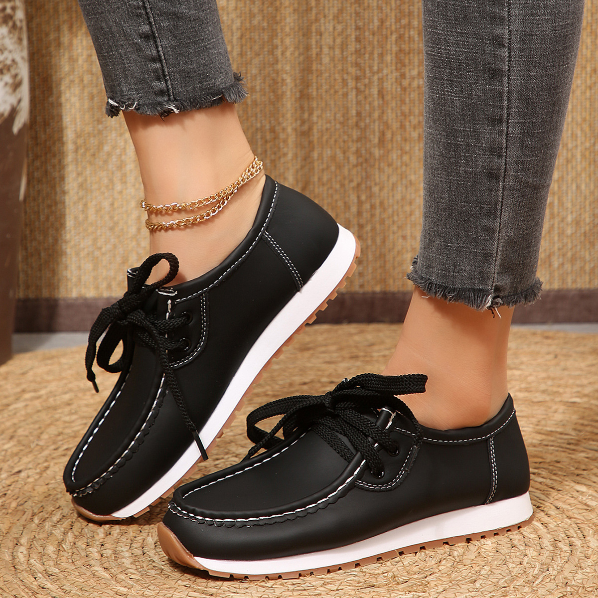 Round Toe Lace Up Sneakers