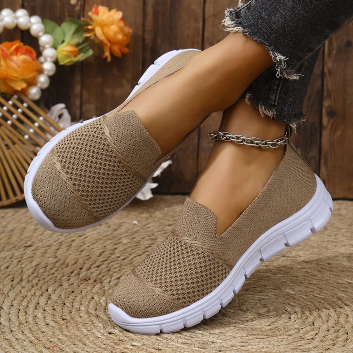 Round Toe Flats Slip-Ons