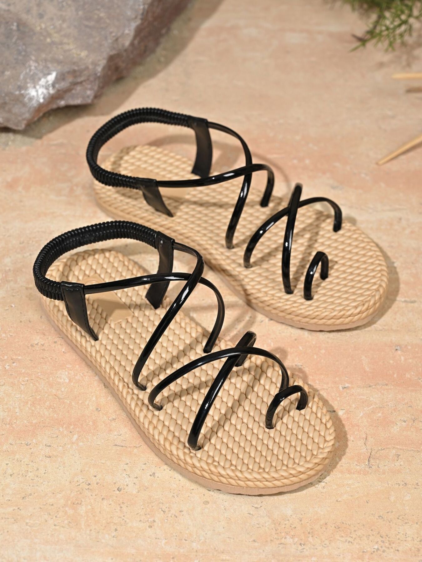 Toe Loop Flat Sandals