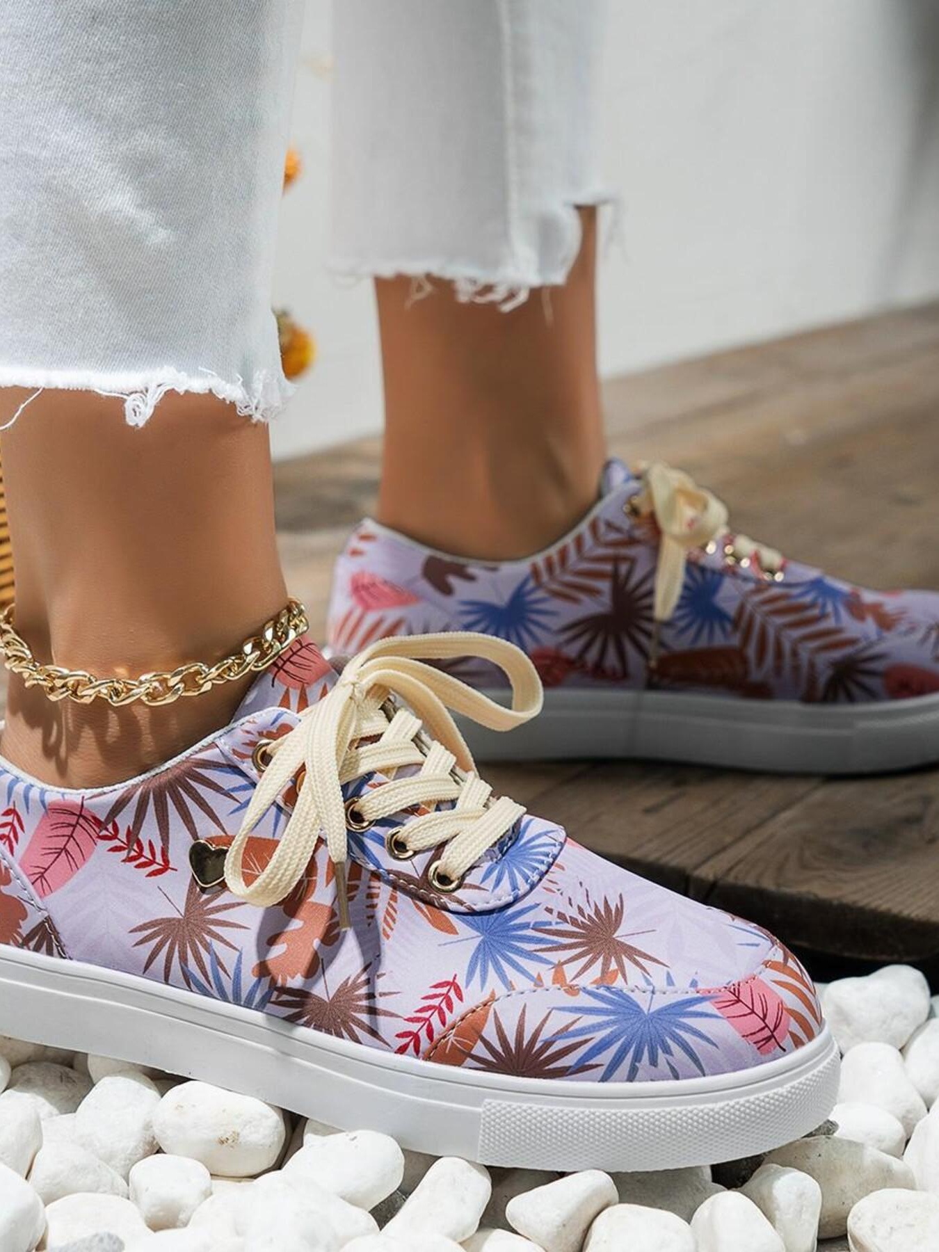 Tropical Leaf Print Canvas Sneakers