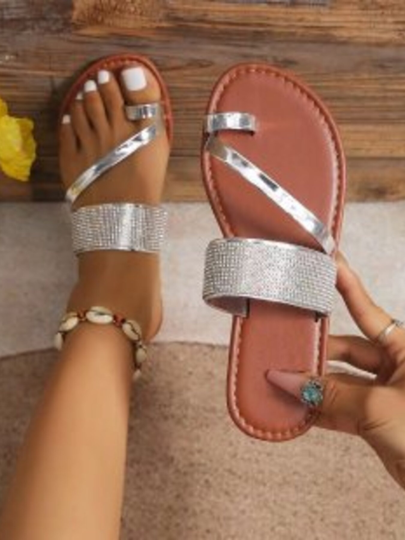 Rhinestone Toe Loop Flats Sandals