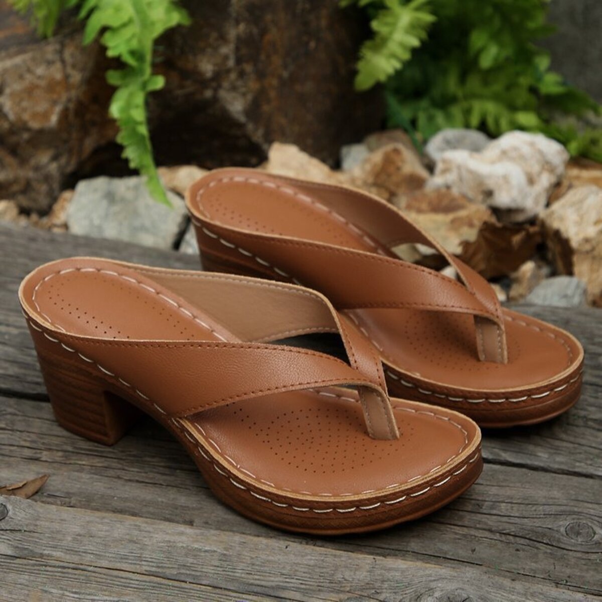 Toe Post Block Heels Sandals