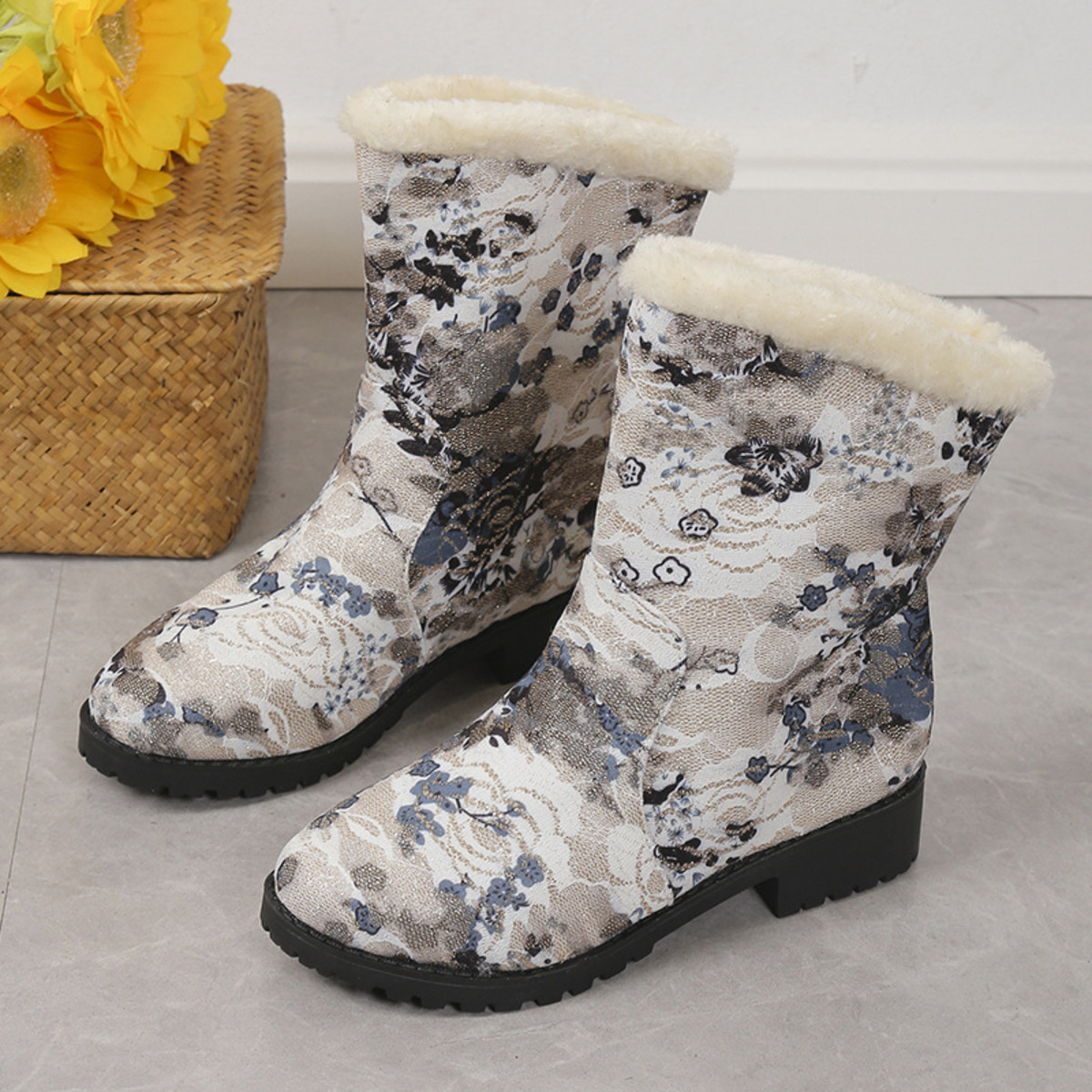 Floral Print Warm Lined Ankle Boots