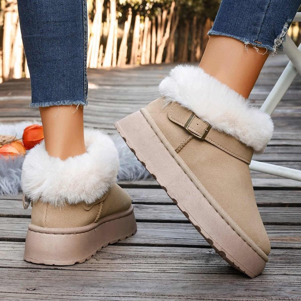 Round Toe Platform Boots
