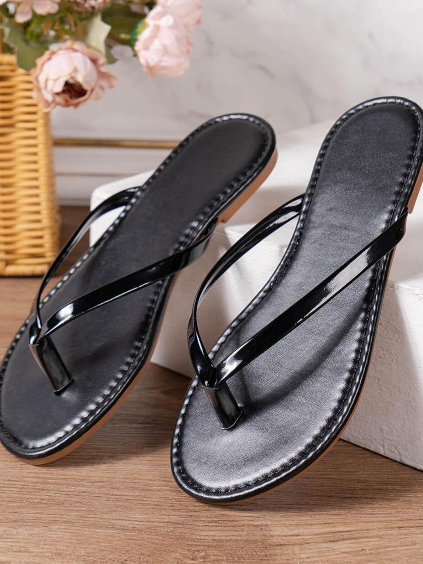 Toe Post Flat Sandals