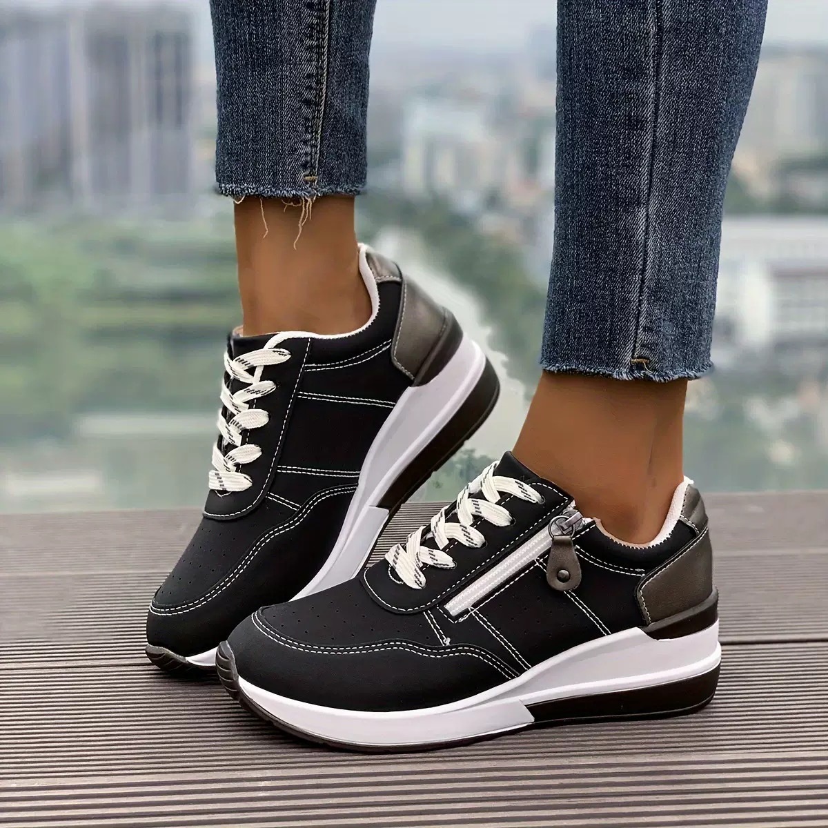 Round Toe Lace Up Sneakers