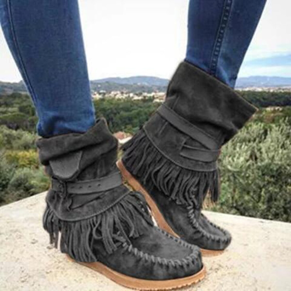Round Toe Fringe Boots