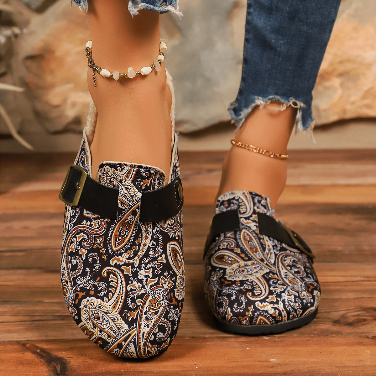 Round Toe Flats Slip-Ons