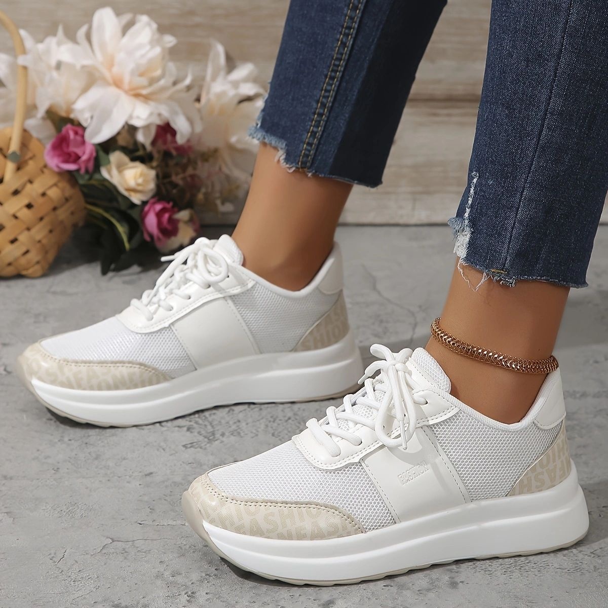 Round Toe Lace Up Sneakers