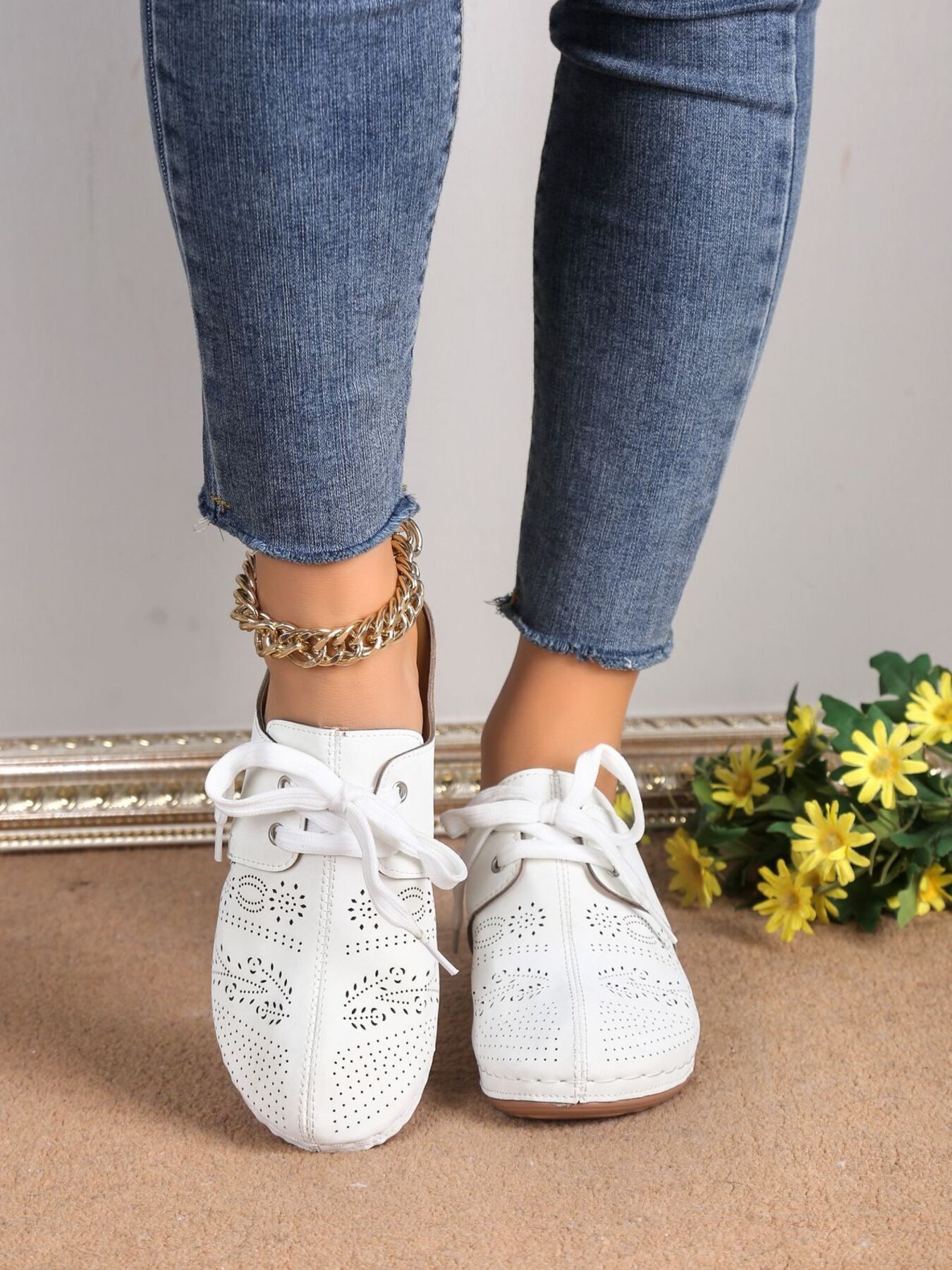 Breathable Lace-Up Slip-Ons