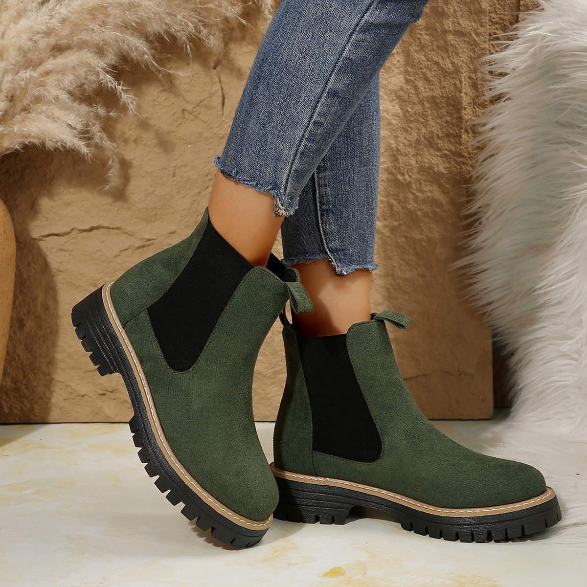 Round Toe Platform Boots