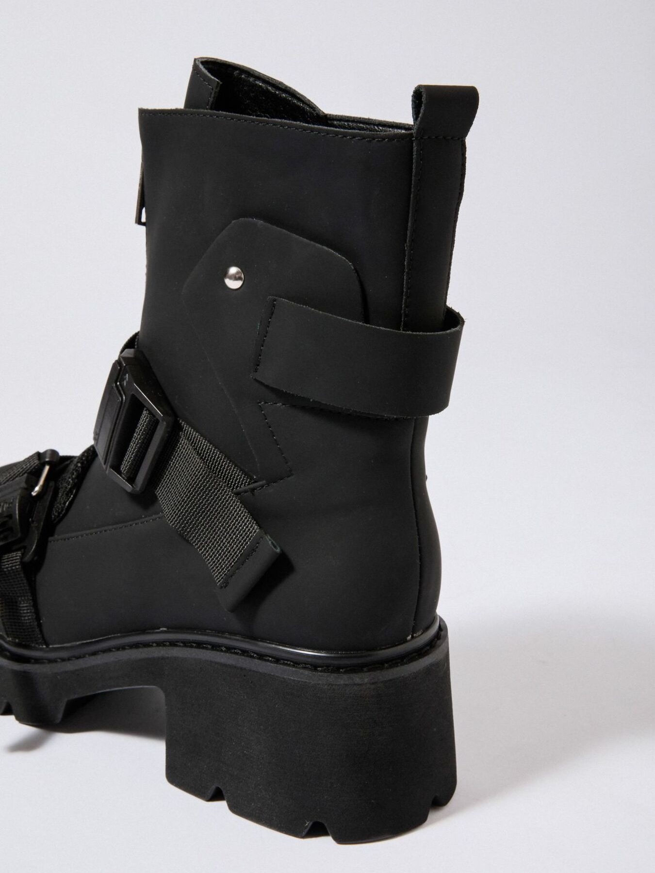 Chunky Platform Boots with Buckle Straps and Front Zip