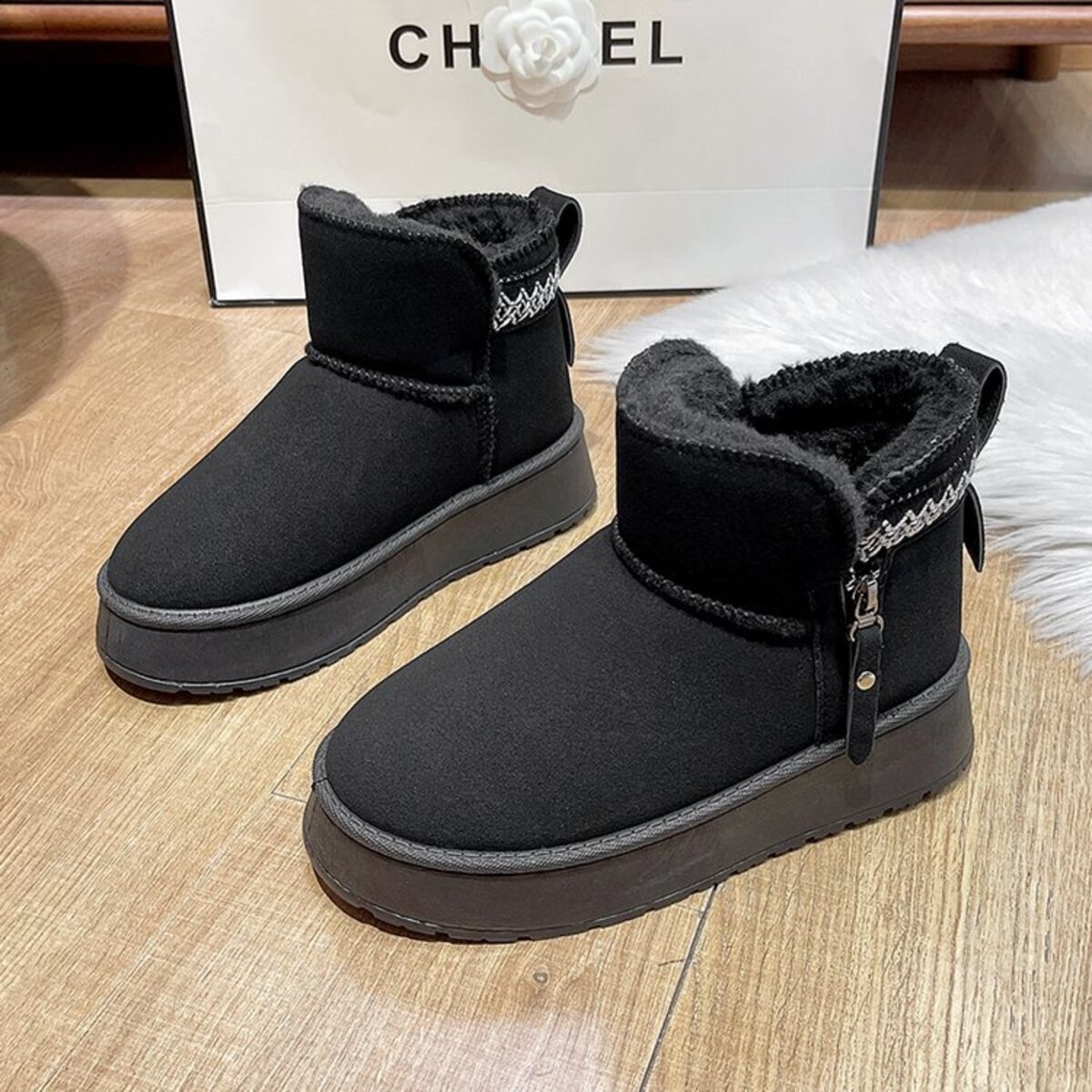 Round Toe Platform Boots