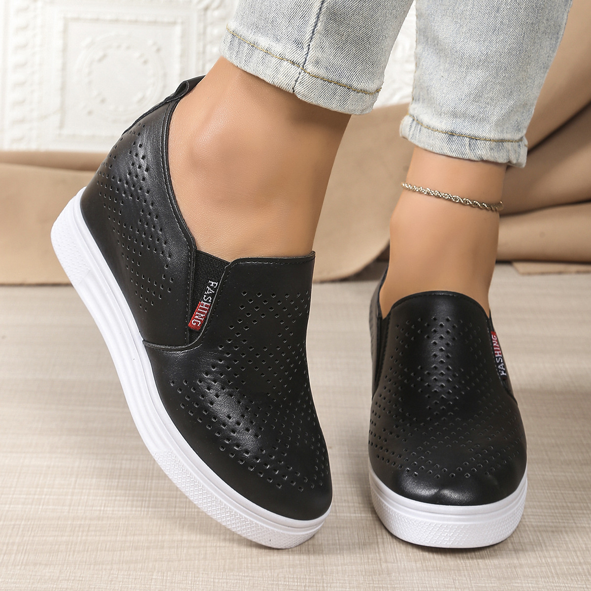 Round Toe Platform Loafers