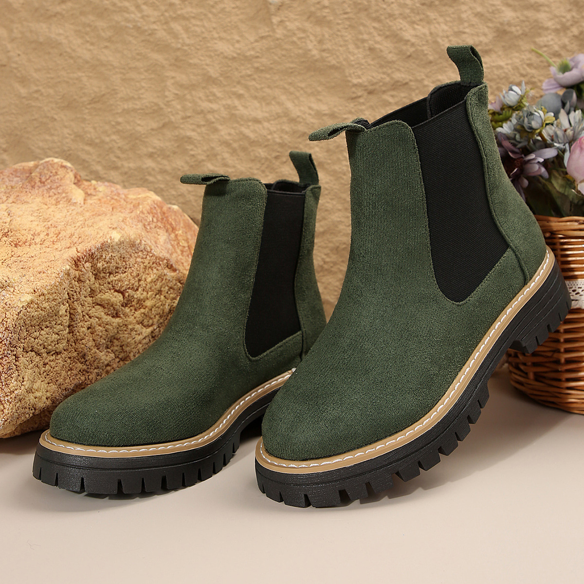 Round Toe Platform Boots
