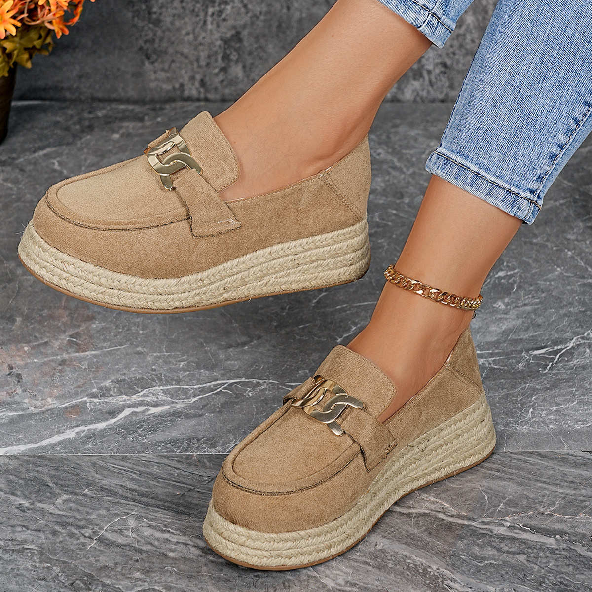Round Toe Platform Loafers