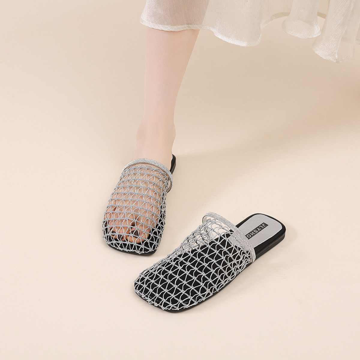 Round Toe Platform Sandals
