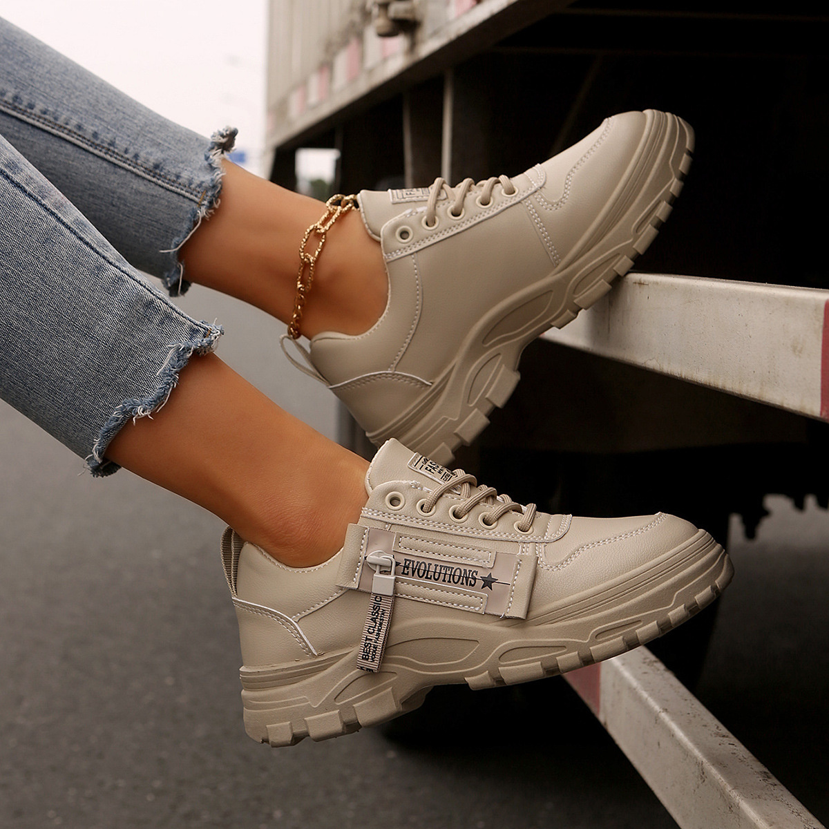 Lace Up Round Toe Athletic