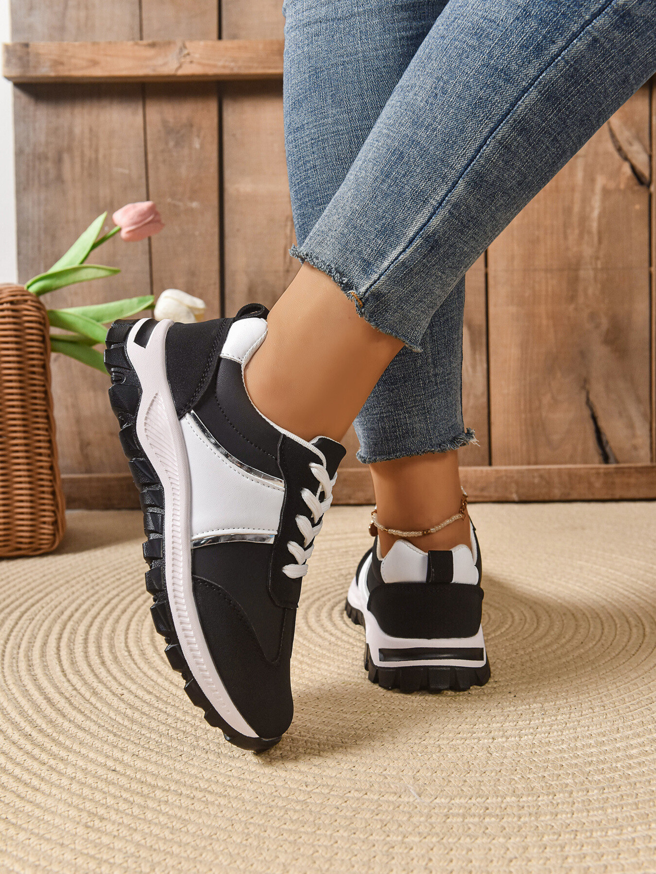Contrast Lace Up Sneakers