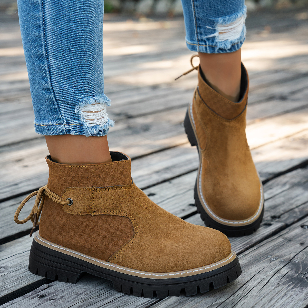 Round Toe Platform Boots
