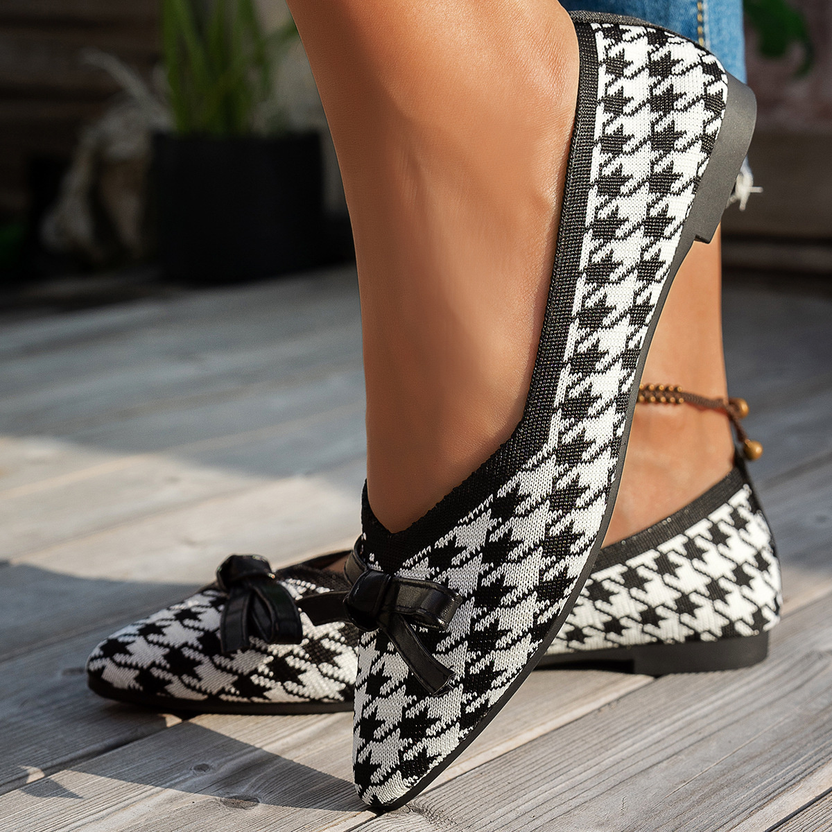 Houndstooth Point Toe Flats Slip-Ons
