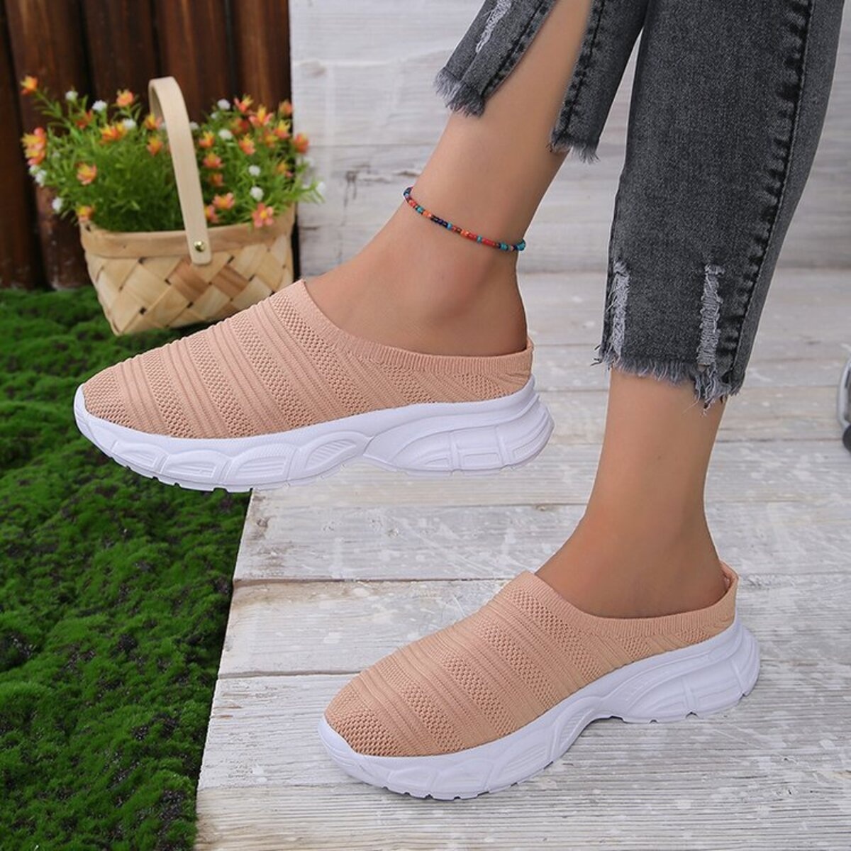Breathable Mesh Round Toe Slip-Ons