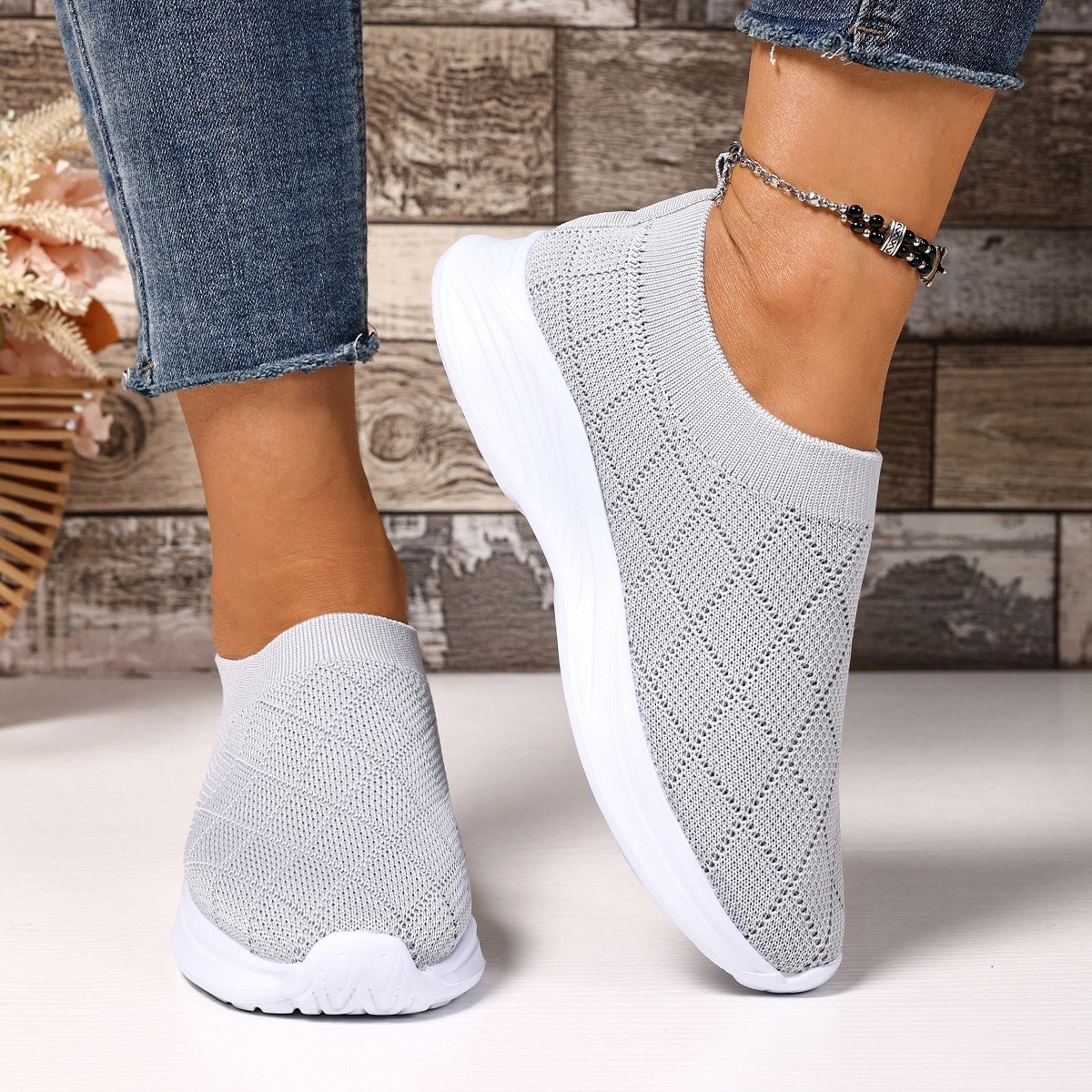 Breathable Mesh Round Toe Shoes