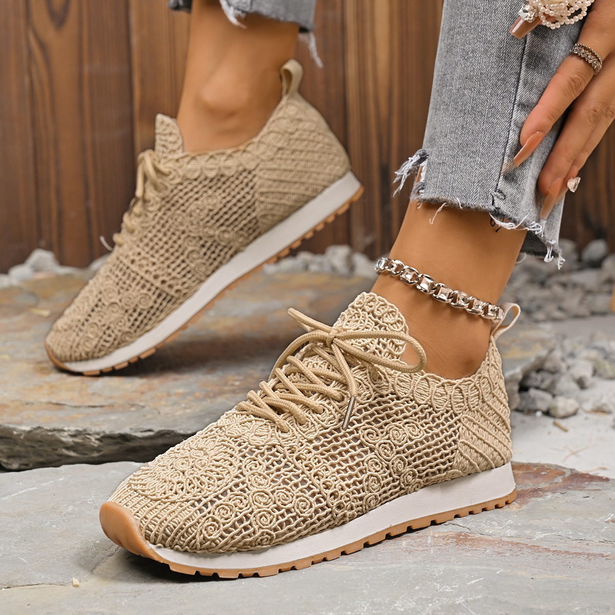 Round Toe Lace Up Sneakers