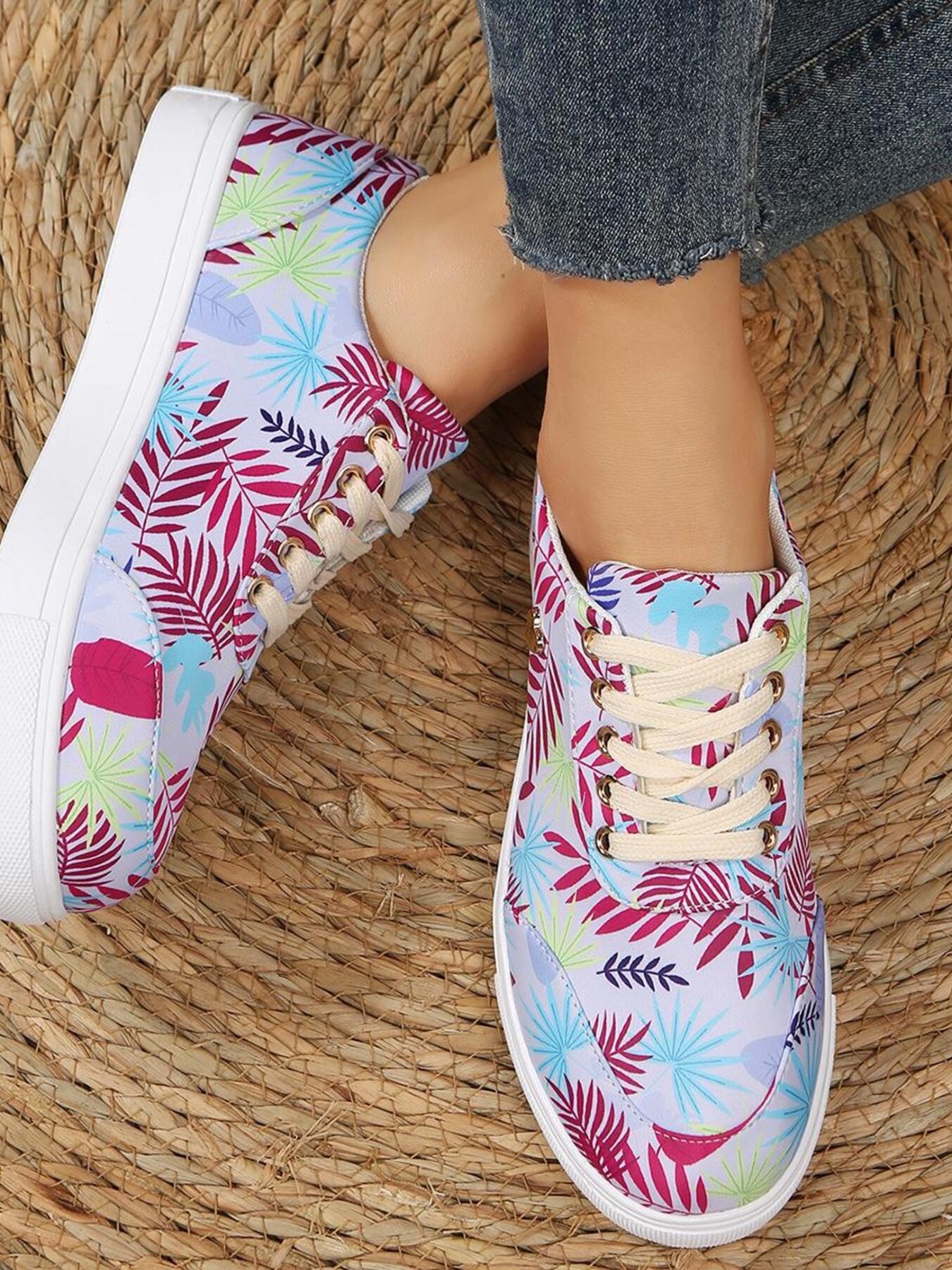 Tropical Leaf Print Canvas Sneakers