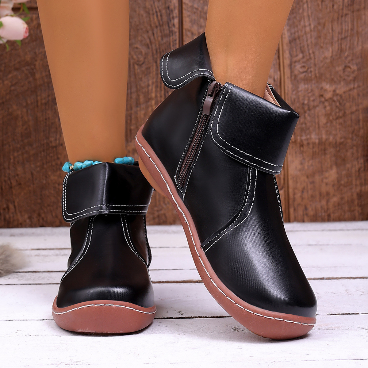 Round Toe Side Zipper Boots