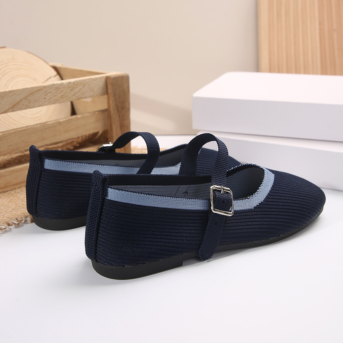 Round Toe Mesh Slip-Ons