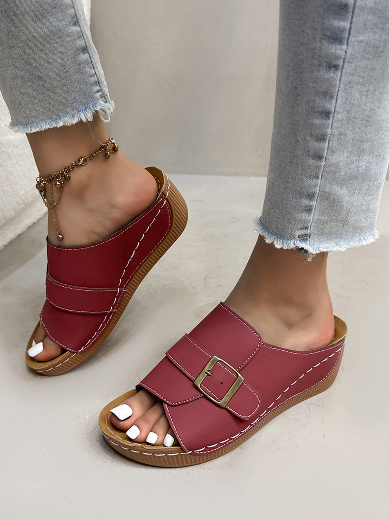Casual Buckle Strap Wedge Sandals
