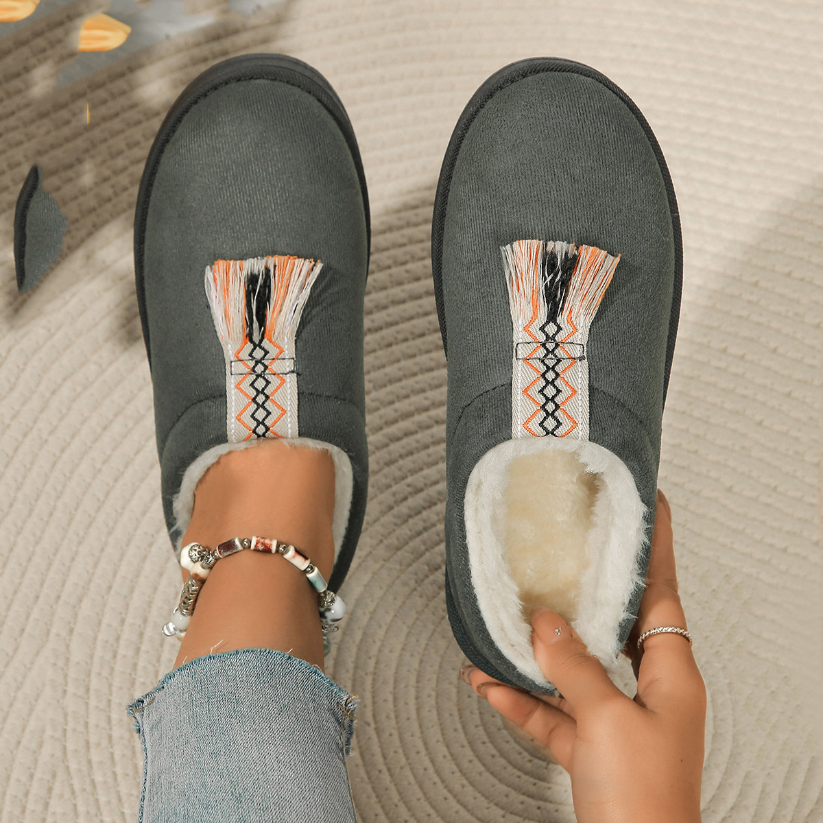 Round Toe Platform Slippers