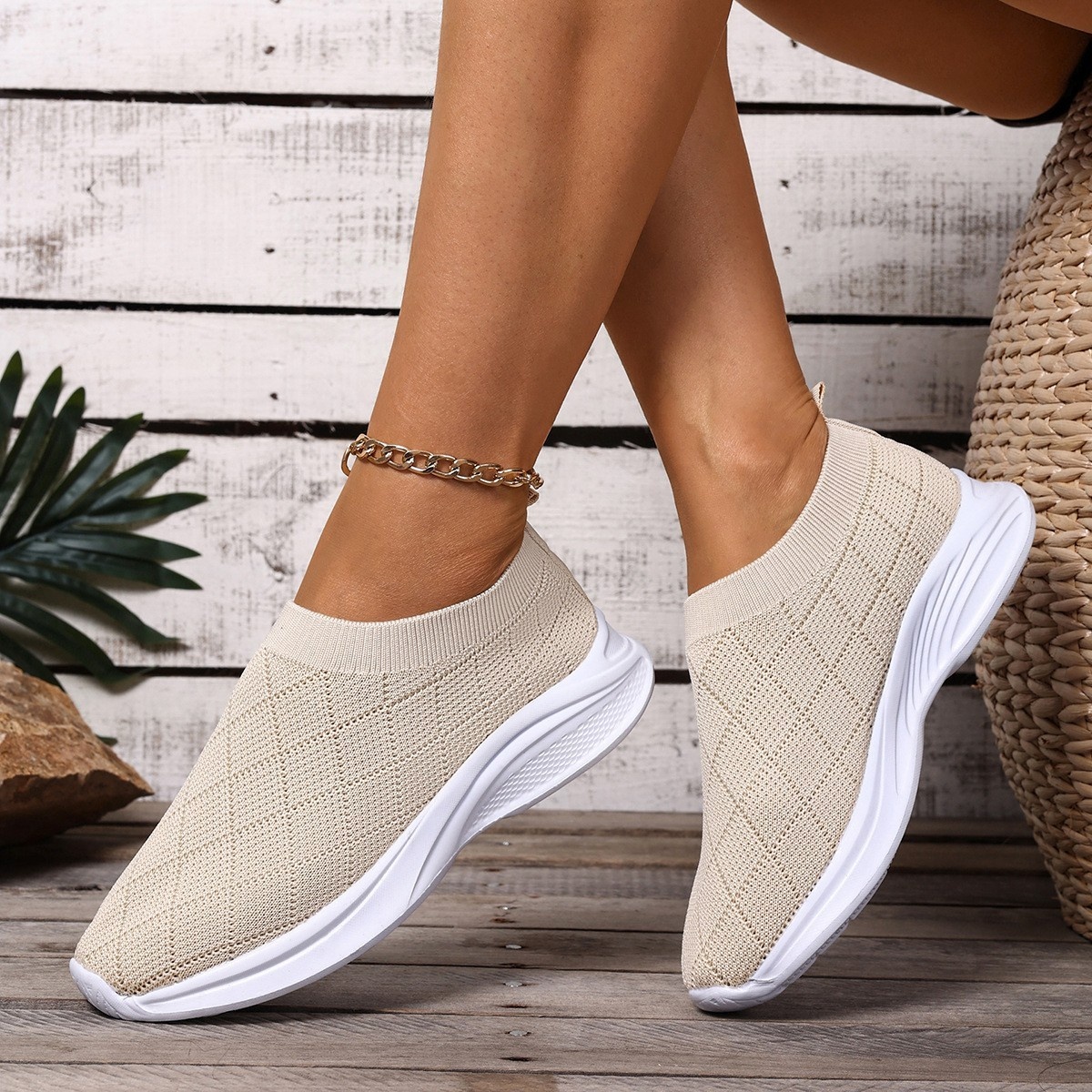 Breathable Mesh Round Toe Shoes