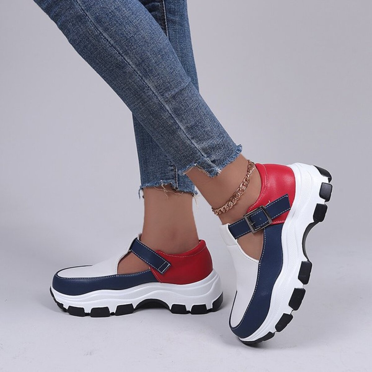 Round Toe Platform Sneakers