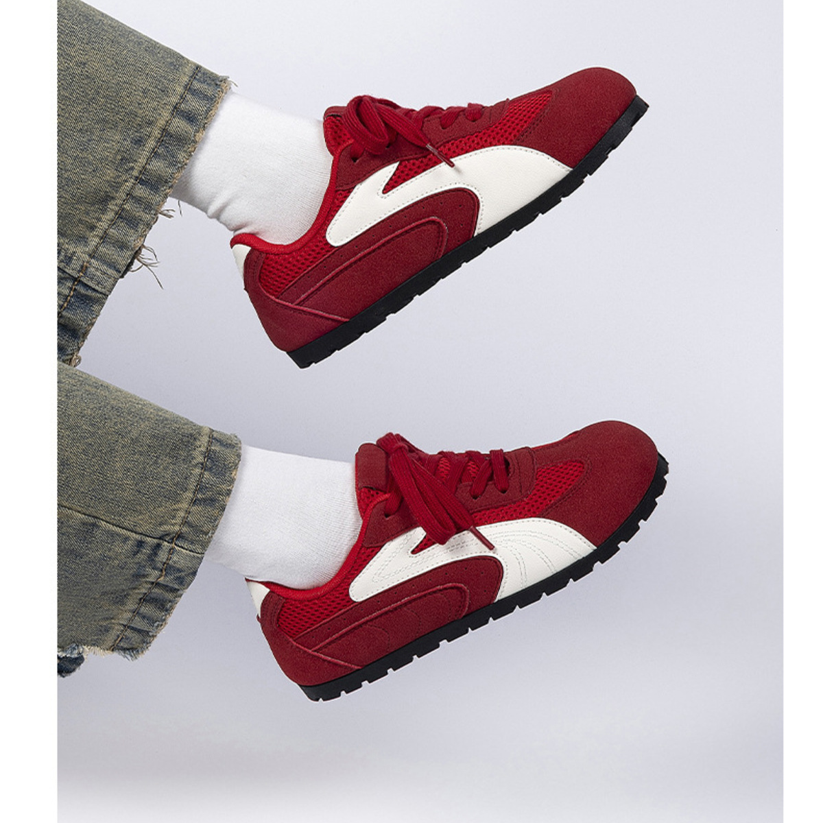 Contrast Lace Up Casual Sneakers