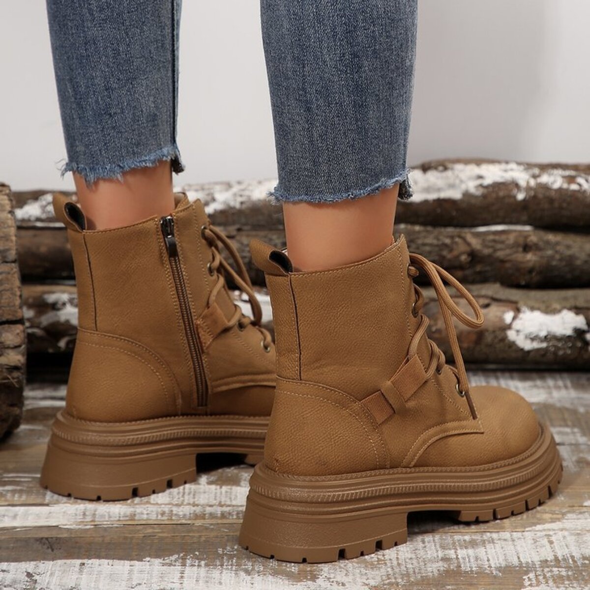 Round Toe Lace Up Platform Boots